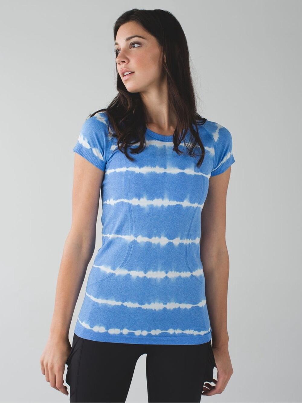 Lululemon Swiftly Tech Short Sleeve Crew Top Pipe Dream Blue Tie Dye Size 6